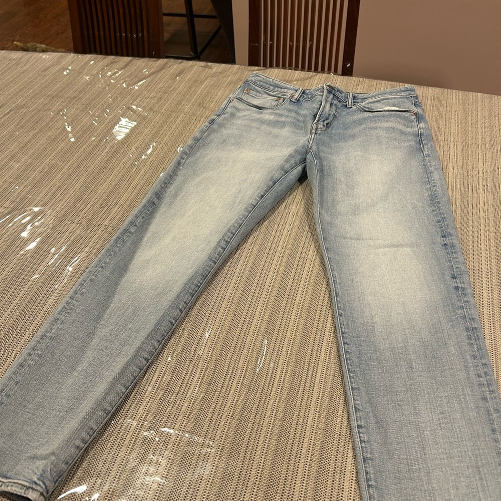 American Eagle Outfitters Light Blue Jeans